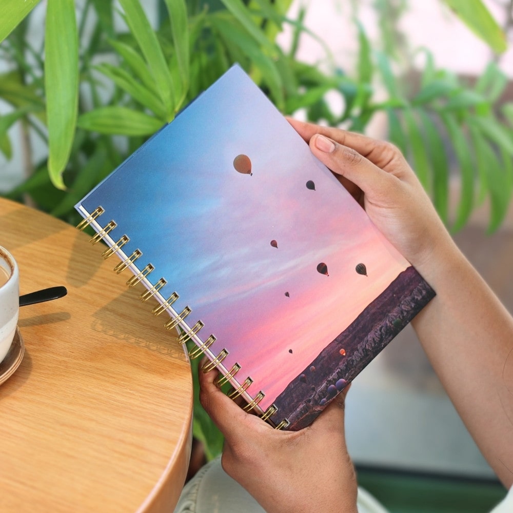 Premium Spiral Plain Notebook - Hot Air Balloons Cover Design - A5 Size, Made In UAE